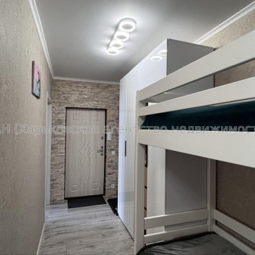 Продам квартиру, Ньютона ул. , 1  ком., 44 м², евроремонт 