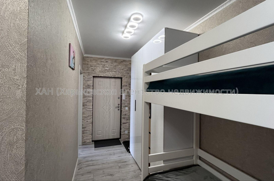 Продам квартиру, Ньютона ул. , 1  ком., 44 м², евроремонт 