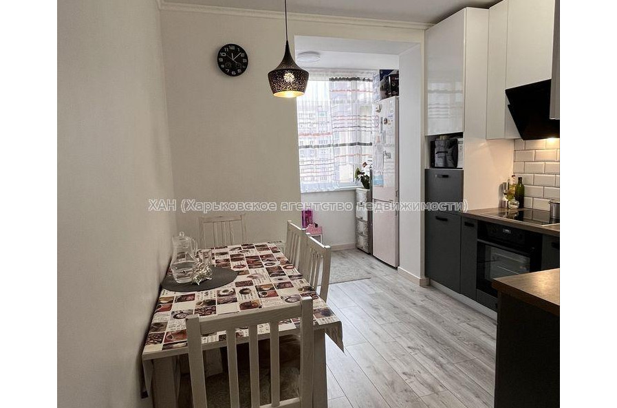 Продам квартиру, Ньютона ул. , 1  ком., 44 м², евроремонт 