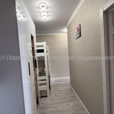 Продам квартиру, Ньютона ул. , 1  ком., 44 м², евроремонт 