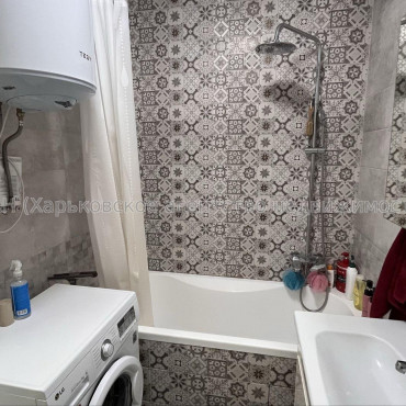 Продам квартиру, Ньютона ул. , 1  ком., 44 м², евроремонт 