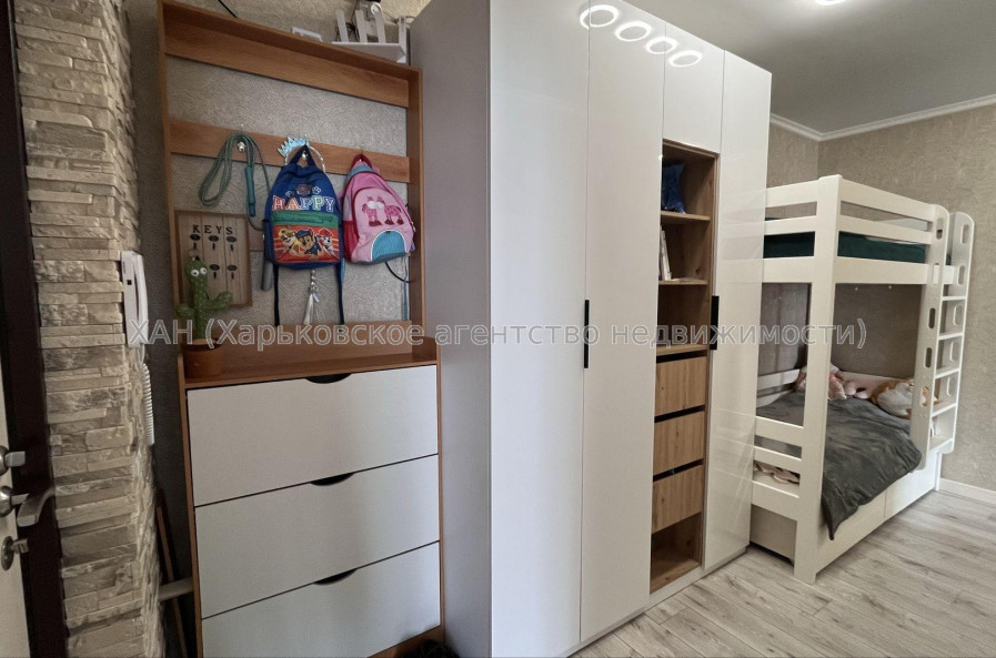 Продам квартиру, Ньютона ул. , 1  ком., 44 м², евроремонт 
