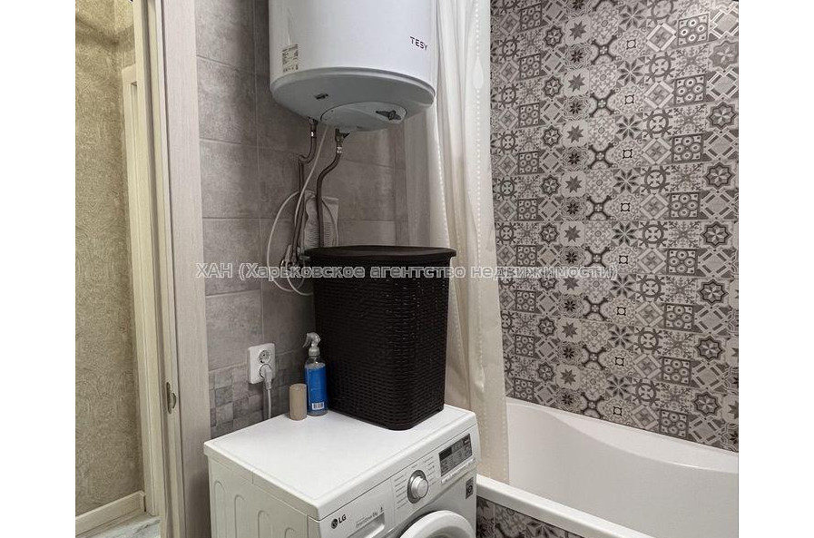 Продам квартиру, Ньютона ул. , 1  ком., 44 м², евроремонт 