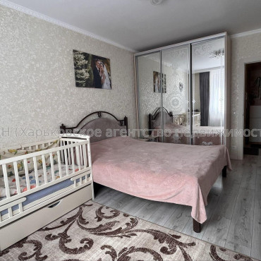 Продам квартиру, Ньютона ул. , 1  ком., 44 м², евроремонт 