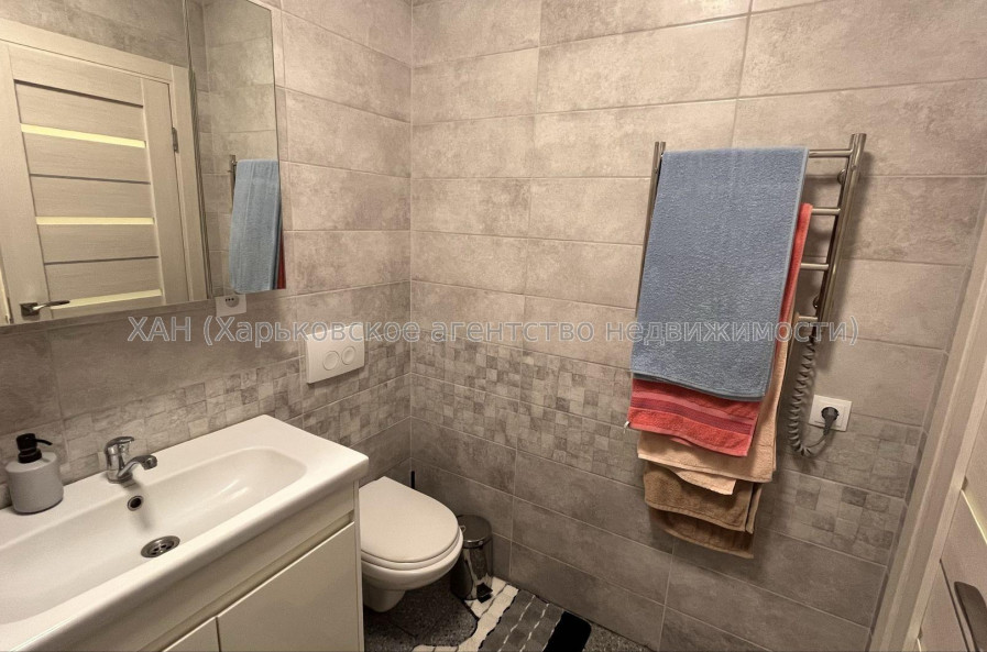 Продам квартиру, Ньютона ул. , 1  ком., 44 м², евроремонт 