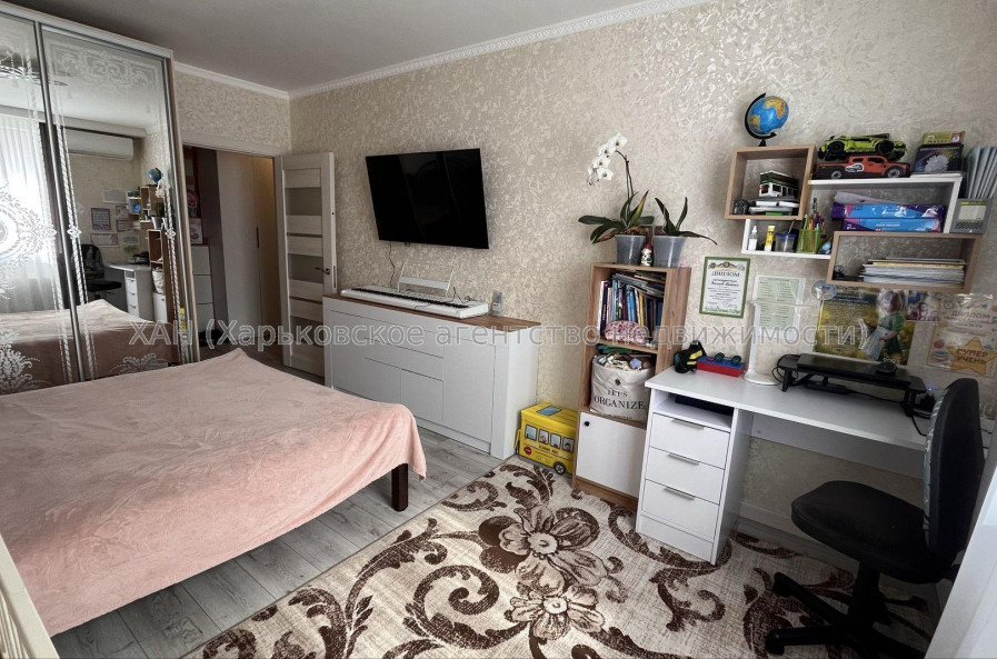 Продам квартиру, Ньютона ул. , 1  ком., 44 м², евроремонт 