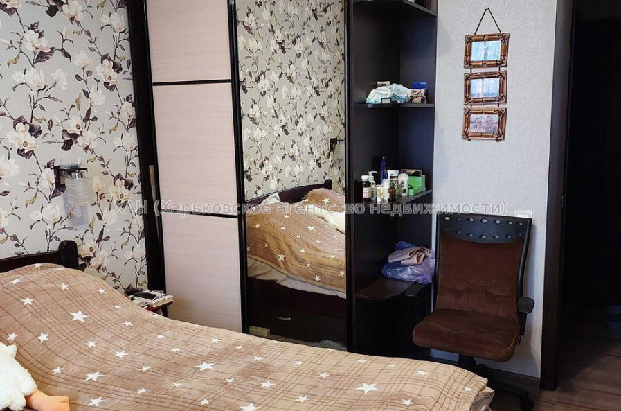 Продам квартиру, Дмитрия Коцюбайло ул. , 2  ком., 46 м², капитальный ремонт 