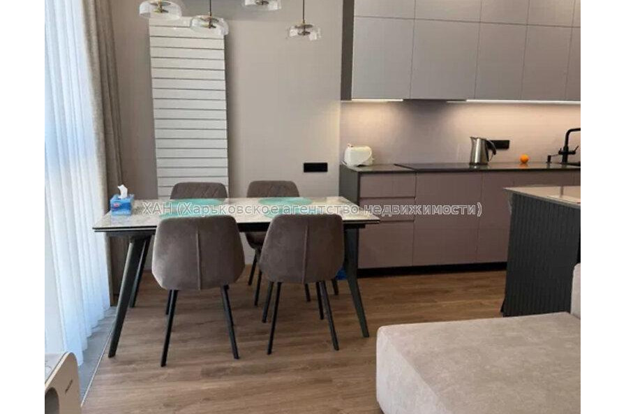 Продам квартиру, Клочковская ул. , 2  ком., 78 м², авторский дизайн 