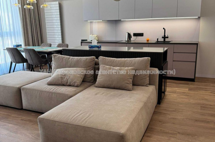 Продам квартиру, Клочковская ул. , 2  ком., 78 м², авторский дизайн 