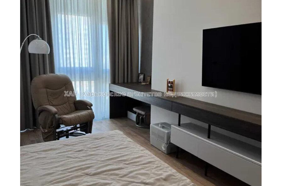 Продам квартиру, Клочковская ул. , 2  ком., 78 м², авторский дизайн 