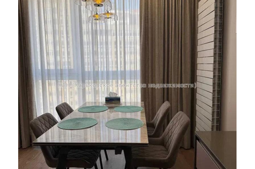 Продам квартиру, Клочковская ул. , 2  ком., 78 м², авторский дизайн 