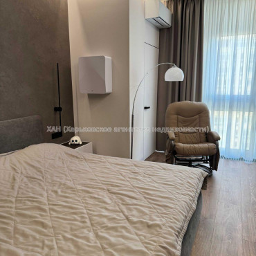 Продам квартиру, Клочковская ул. , 2  ком., 78 м², авторский дизайн 