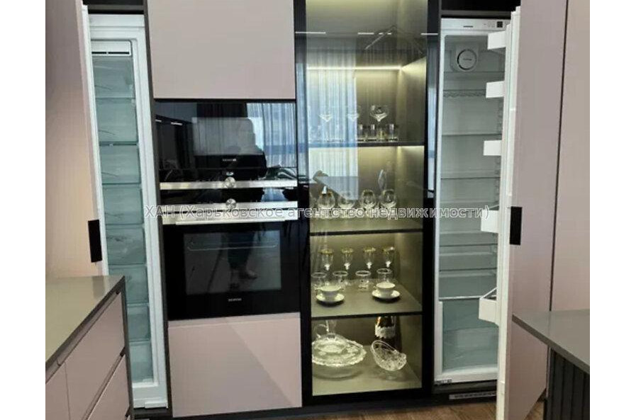 Продам квартиру, Клочковская ул. , 2  ком., 78 м², авторский дизайн 