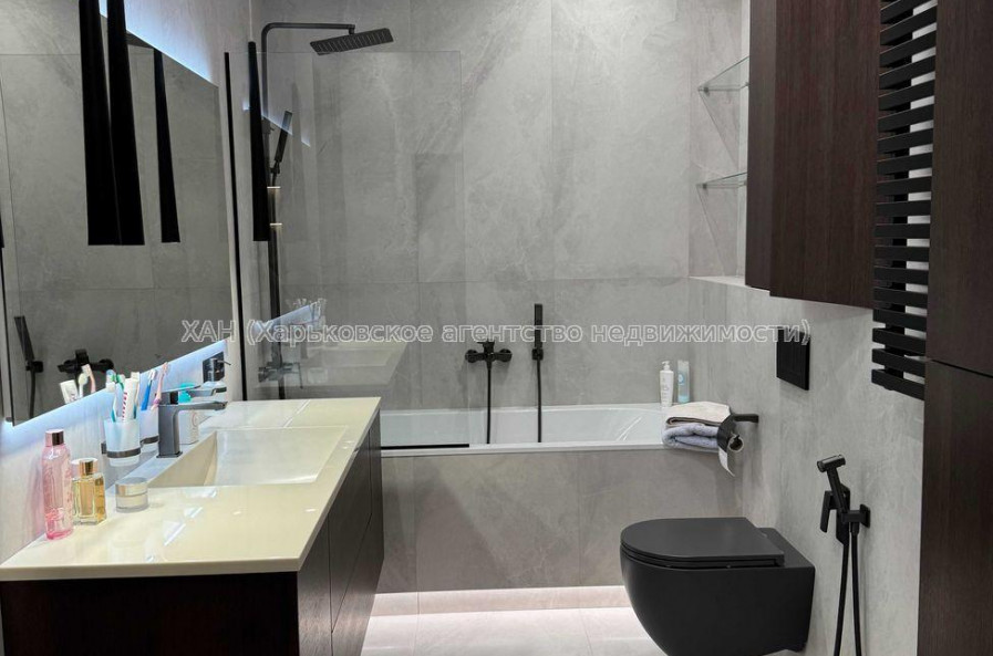 Продам квартиру, Клочковская ул. , 2  ком., 78 м², авторский дизайн 