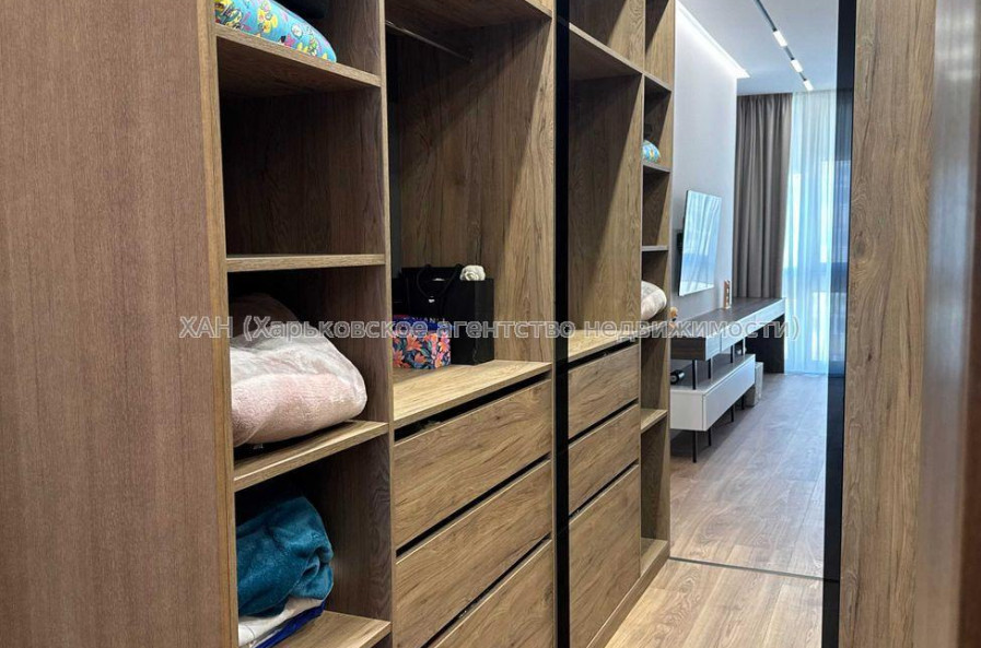 Продам квартиру, Клочковская ул. , 2  ком., 78 м², авторский дизайн 