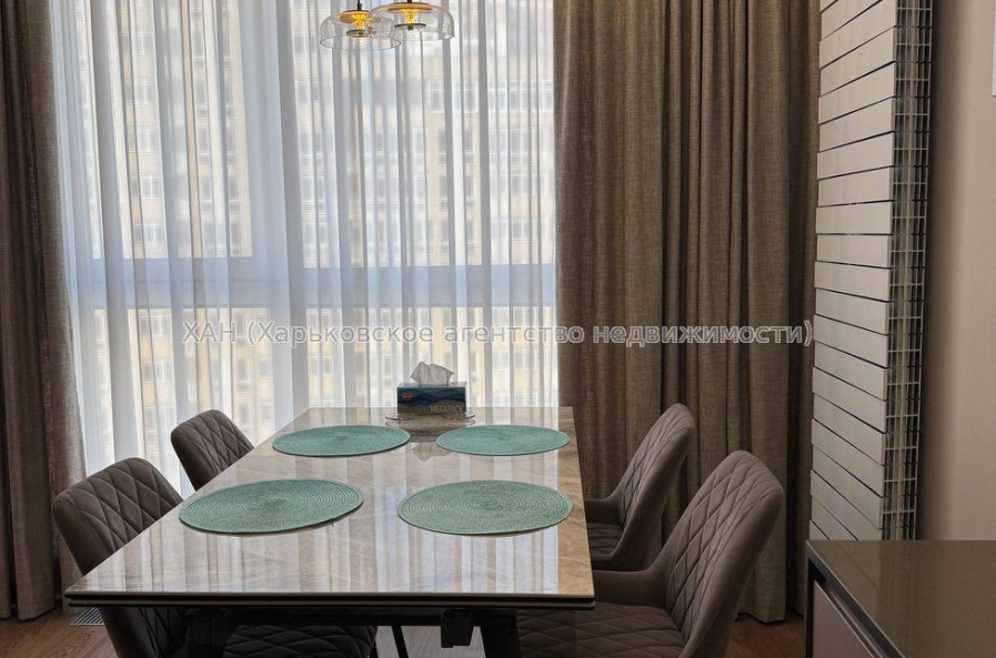 Продам квартиру, Клочковская ул. , 2  ком., 78 м², авторский дизайн 