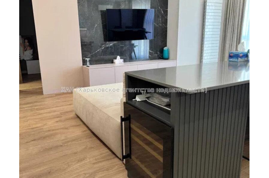 Продам квартиру, Клочковская ул. , 2  ком., 78 м², авторский дизайн 