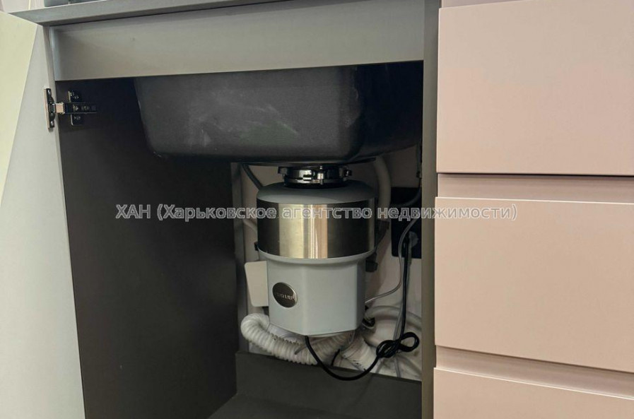 Продам квартиру, Клочковская ул. , 2  ком., 78 м², авторский дизайн 