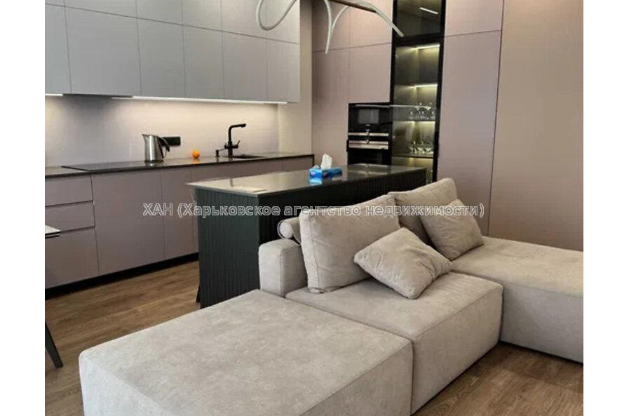 Продам квартиру, Клочковская ул. , 2  ком., 78 м², авторский дизайн 