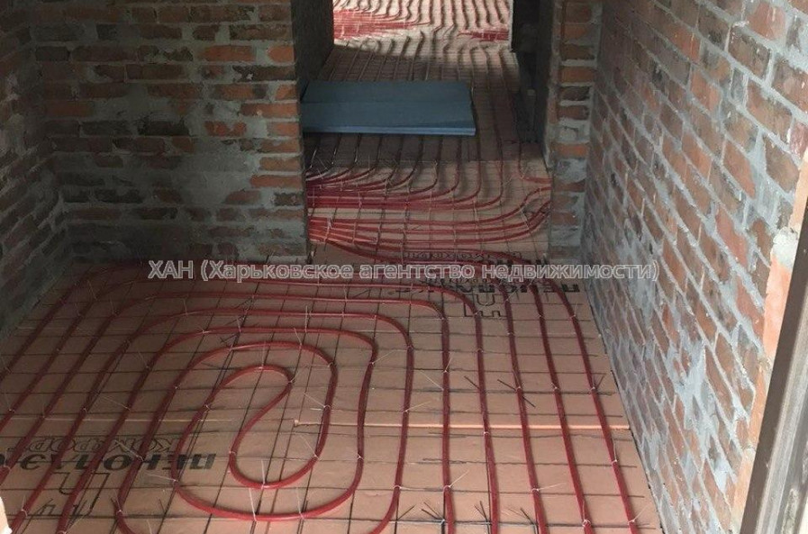Продам дом, Свято-Ильинская ул. , 210 м², 15 сот., без внутренних работ 