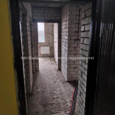 Продам квартиру, Барабашова академика ул. , 2  ком., 56.80 м², без внутренних работ 