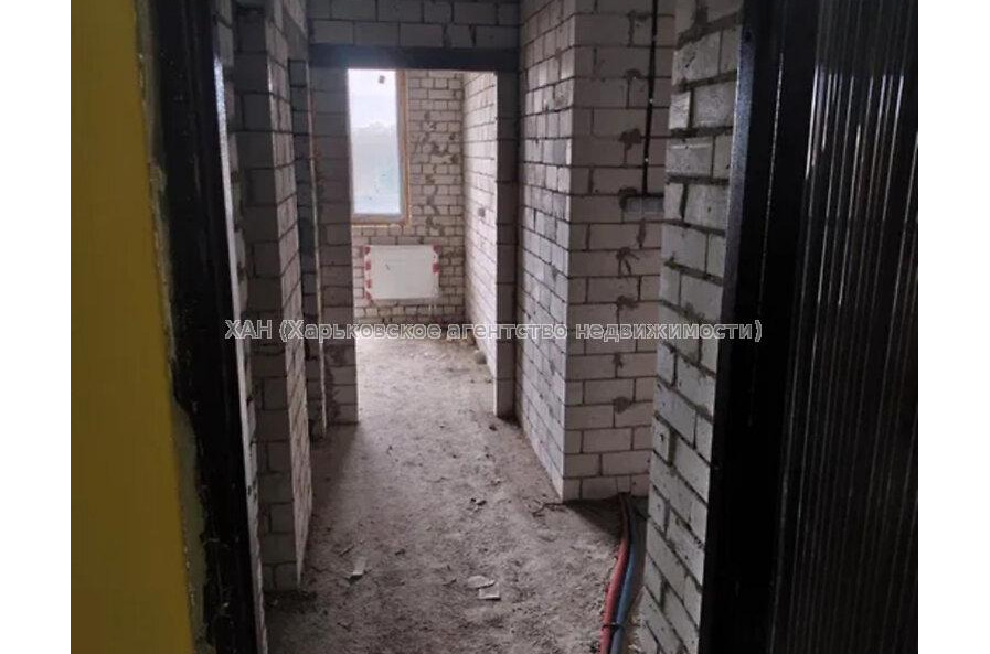 Продам квартиру, Барабашова академика ул. , 2  ком., 56.80 м², без внутренних работ 