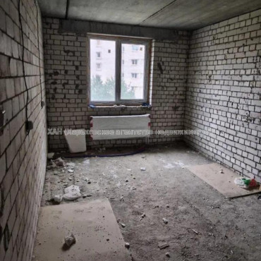 Продам квартиру, Шевченковский пер. , 2 кім., 56.80 м², без внутренних работ 