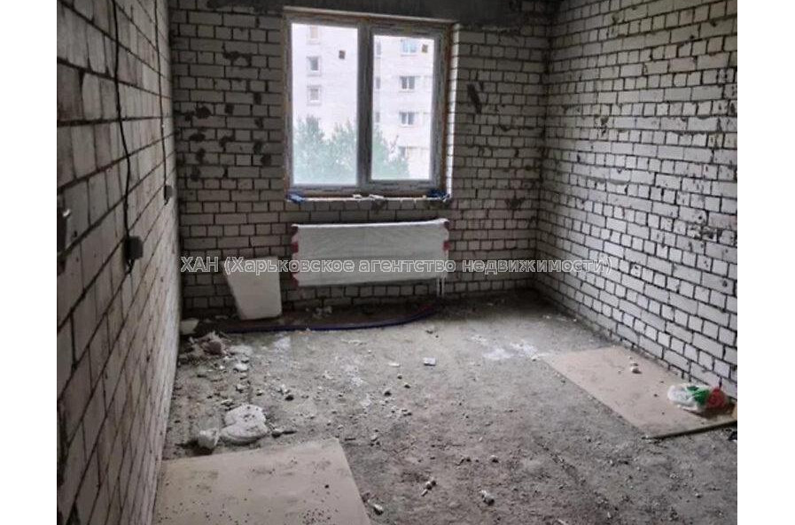 Продам квартиру, Шевченковский пер. , 2 кім., 56.80 м², без внутренних работ 