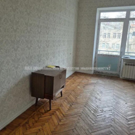 Продам квартиру, Дарвина ул. , 2  ком., 56 м², косметический ремонт