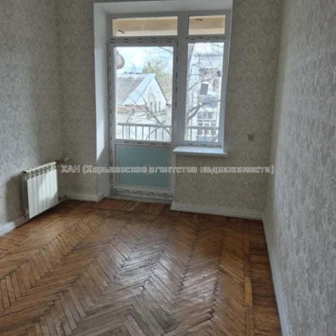 Продам квартиру, Дарвина ул. , 2 кім., 56 м², косметический ремонт 