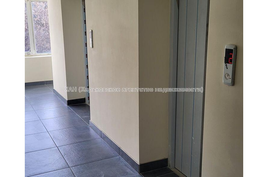 Продам квартиру, Фесенковская ул. , 1  ком., 20 м², без отделочных работ 