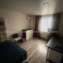 Продам квартиру, Героев Харькова просп. , 1  ком., 38 м², капитальный ремонт