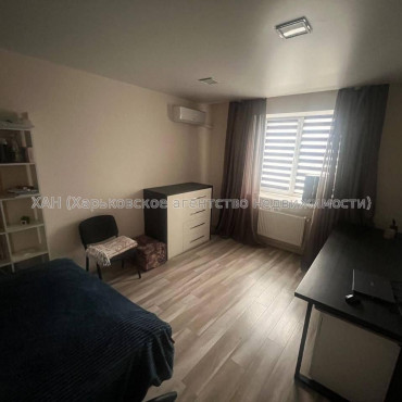 Продам квартиру, Героев Харькова просп. , 1  ком., 38 м², капитальный ремонт 