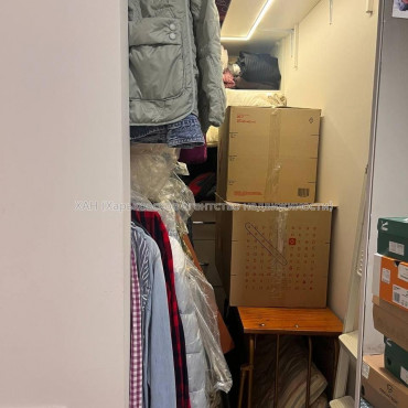 Продам квартиру, Героев Харькова просп. , 1  ком., 38 м², капитальный ремонт 