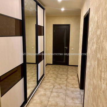 Продам квартиру, Юбилейный просп. , 2 кім., 72 м², евроремонт 