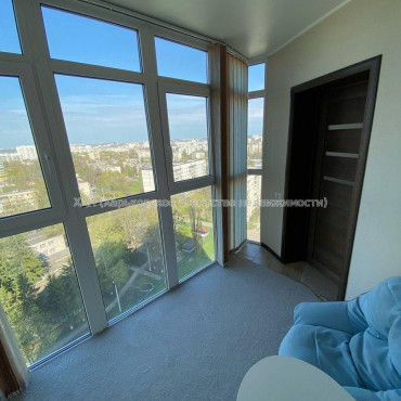 Продам квартиру, Юбилейный просп. , 2 кім., 72 м², евроремонт 