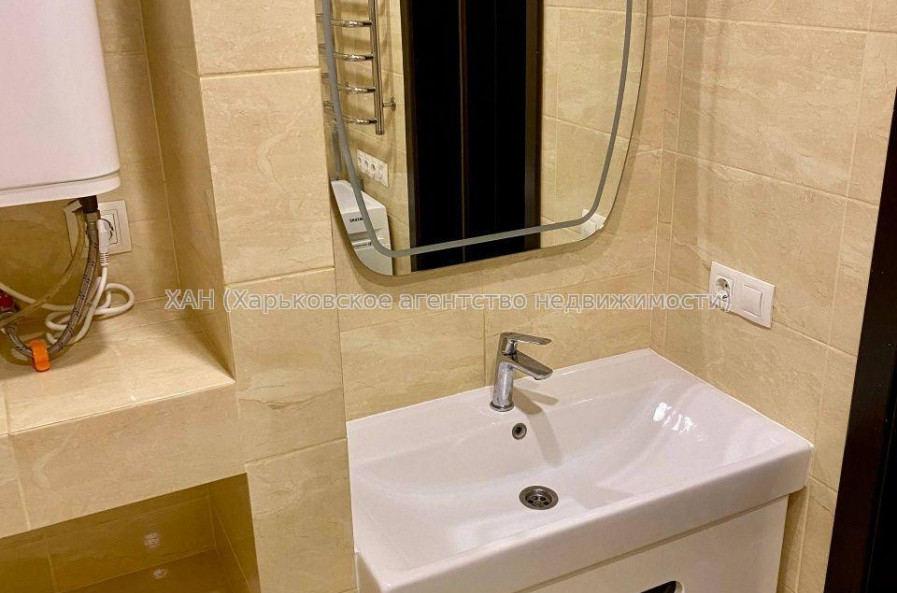 Продам квартиру, Юбилейный просп. , 2 кім., 72 м², евроремонт 