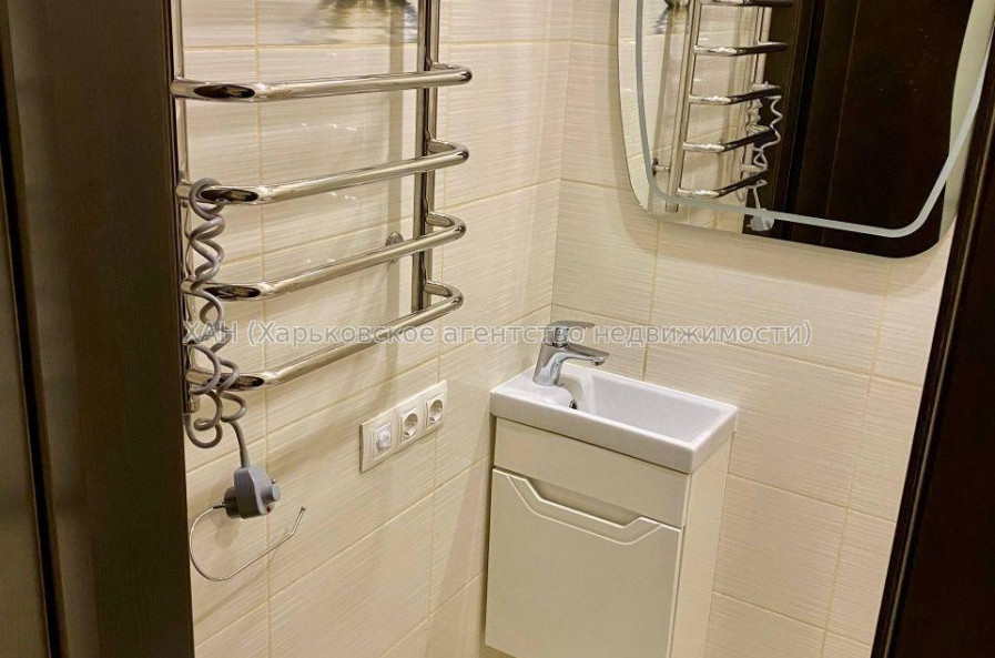 Продам квартиру, Юбилейный просп. , 2 кім., 72 м², евроремонт 