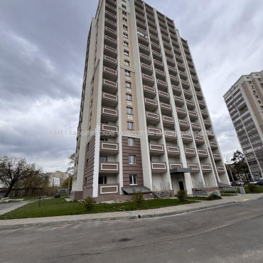 Продам квартиру, Героев Харькова просп. , 1  ком., 47 м², без внутренних работ 