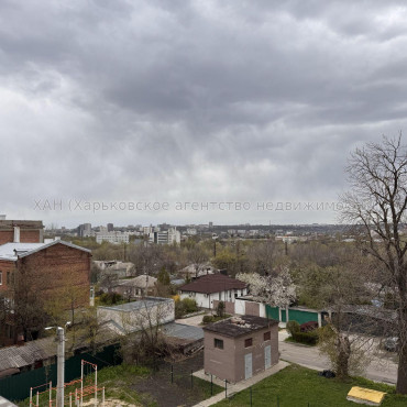 Продам квартиру, Героев Харькова просп. , 1  ком., 47 м², без внутренних работ 