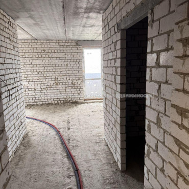 Продам квартиру, Героев Харькова просп. , 1  ком., 47 м², без внутренних работ 