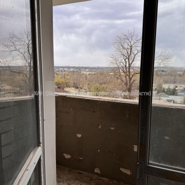 Продам квартиру, Героев Харькова просп. , 1  ком., 47 м², без внутренних работ 