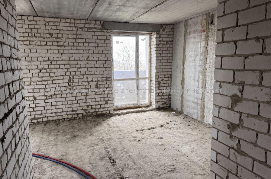 Продам квартиру, Героев Харькова просп. , 1  ком., 47 м², без внутренних работ 