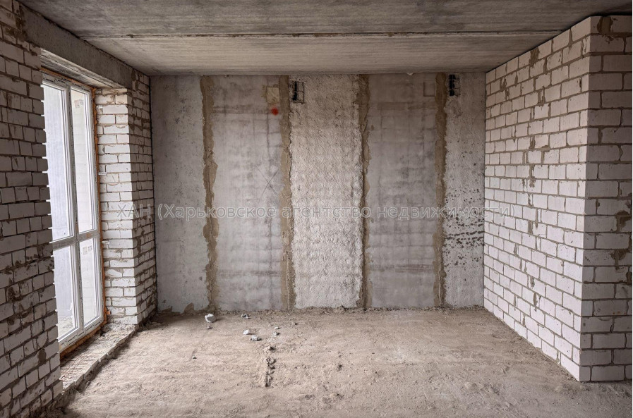 Продам квартиру, Героев Харькова просп. , 1  ком., 47 м², без внутренних работ 