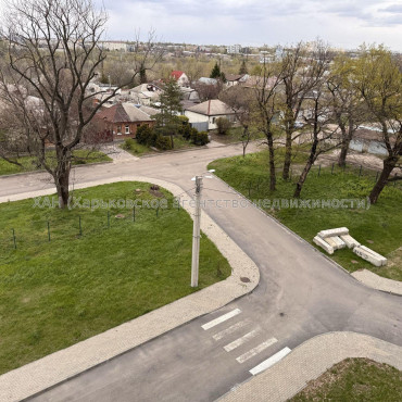 Продам квартиру, Героев Харькова просп. , 1  ком., 47 м², без внутренних работ 