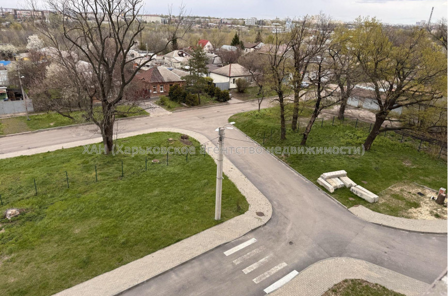 Продам квартиру, Героев Харькова просп. , 1  ком., 47 м², без внутренних работ 