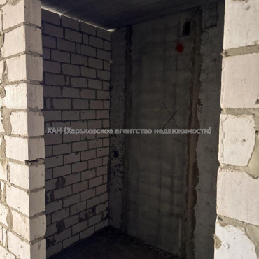 Продам квартиру, Героев Харькова просп. , 1  ком., 47 м², без внутренних работ 