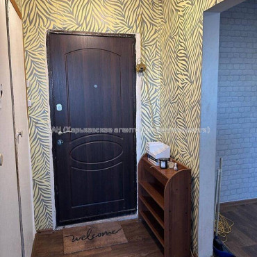 Продам квартиру, Победы просп. , 1  ком., 30 м², капитальный ремонт 