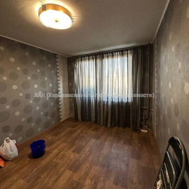 Продам квартиру, Победы просп. , 1  ком., 30 м², капитальный ремонт 