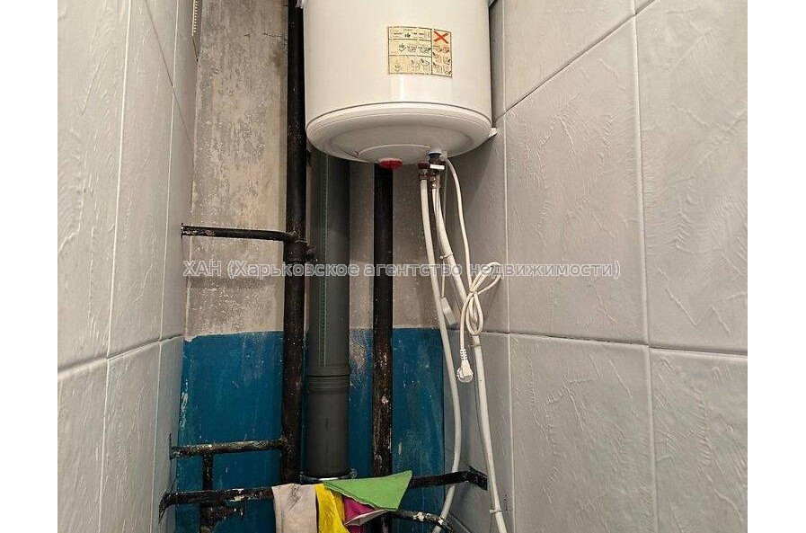Продам квартиру, Победы просп. , 1  ком., 30 м², капитальный ремонт 
